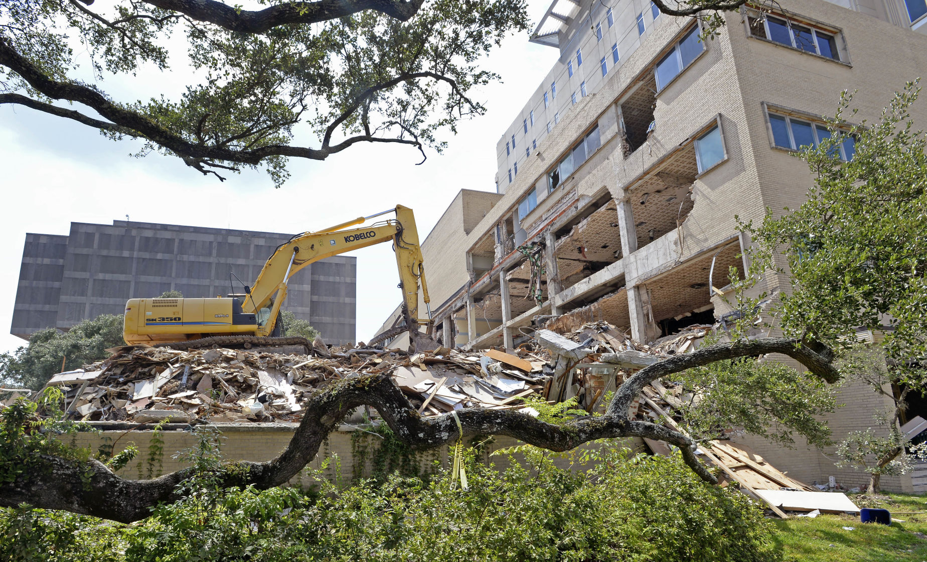 BR.downtowndemolition bf 0136.jpg